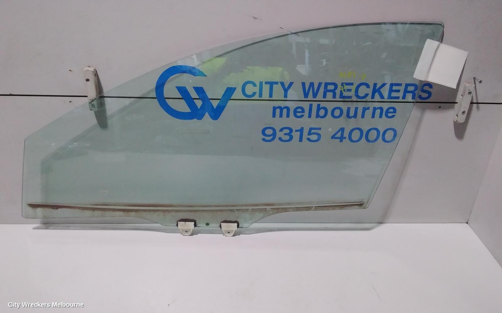 MAZDA 2 2014 Left Front Door Window