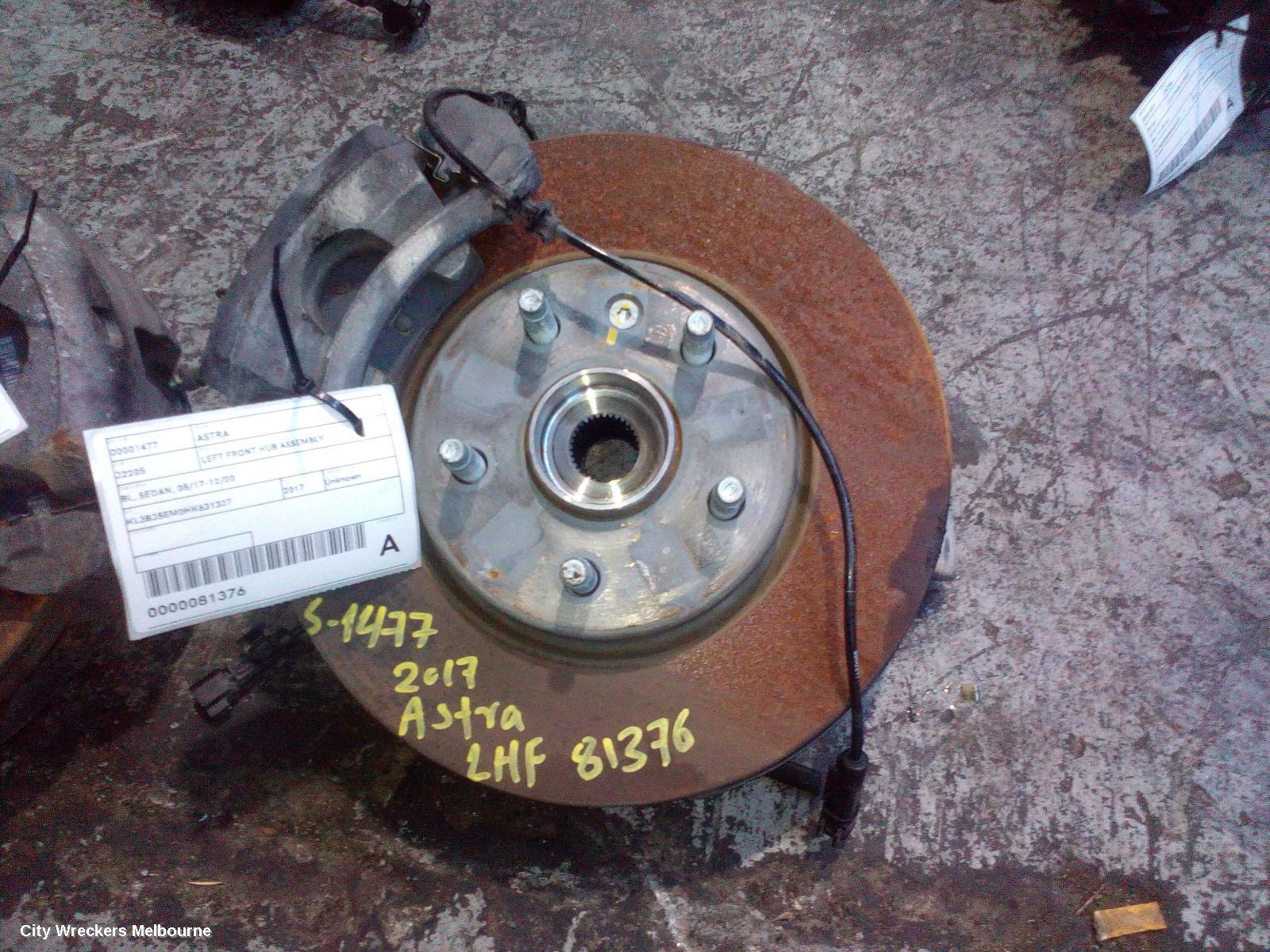 HOLDEN ASTRA 2017 Left Front Hub Assembly