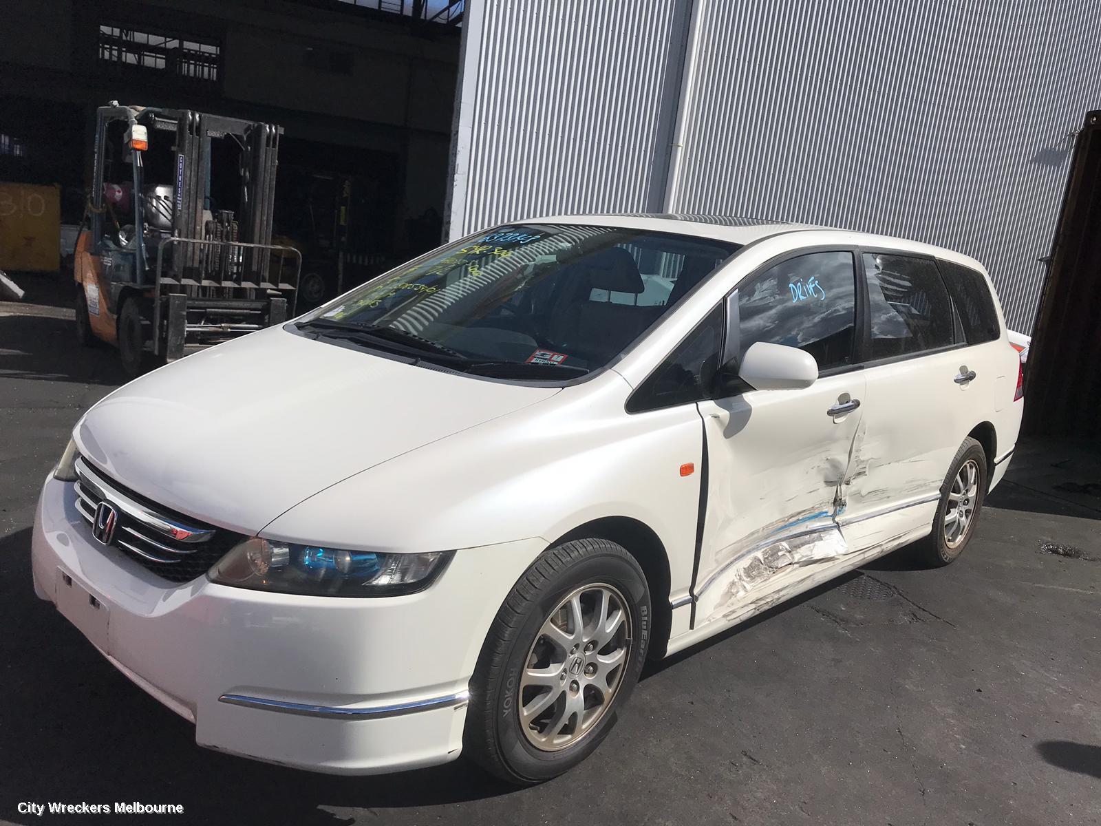 HONDA ODYSSEY 2004 RIGHT_REAR_DOOR_SLIDING