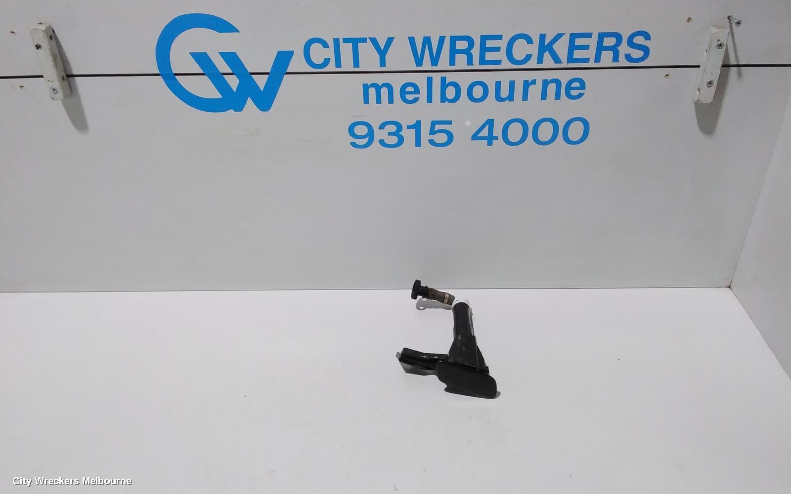 TOYOTA LANDCRUISER 2009 HEADLAMP_WASHER_JET