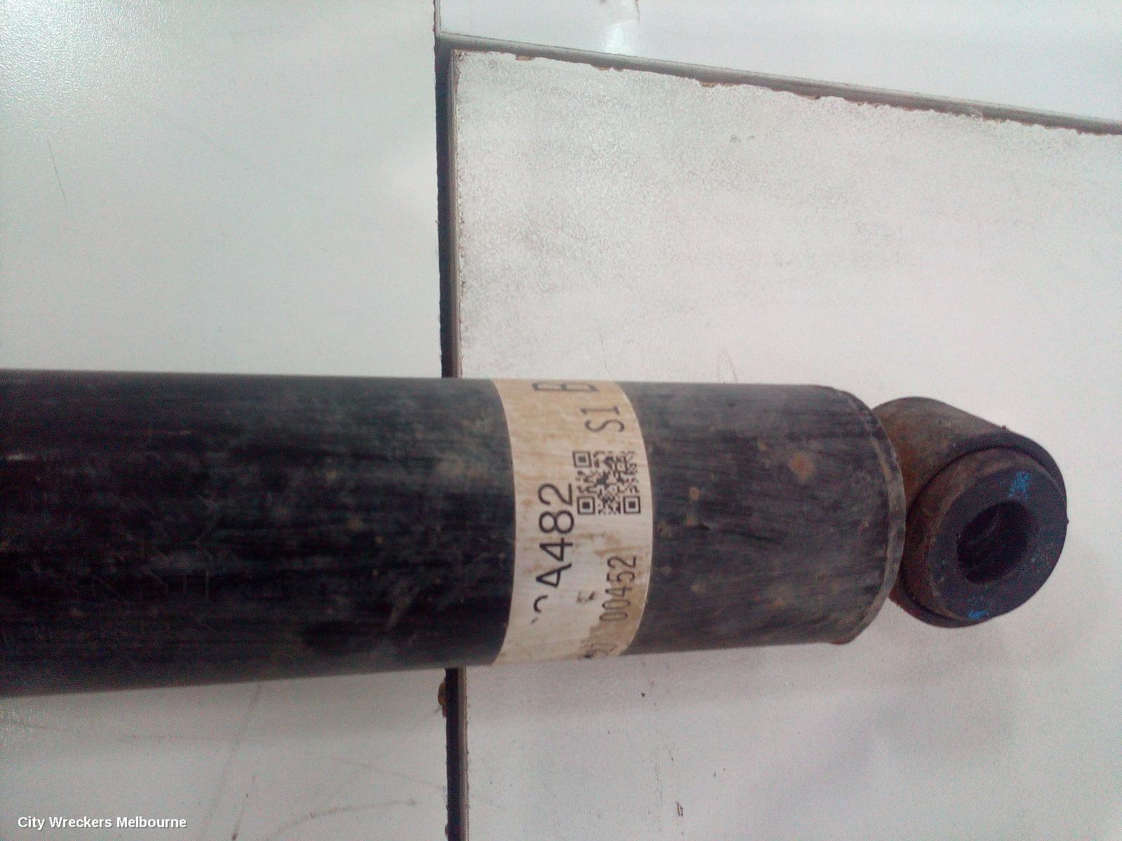 MITSUBISHI TRITON 2020 Right Rear Strut