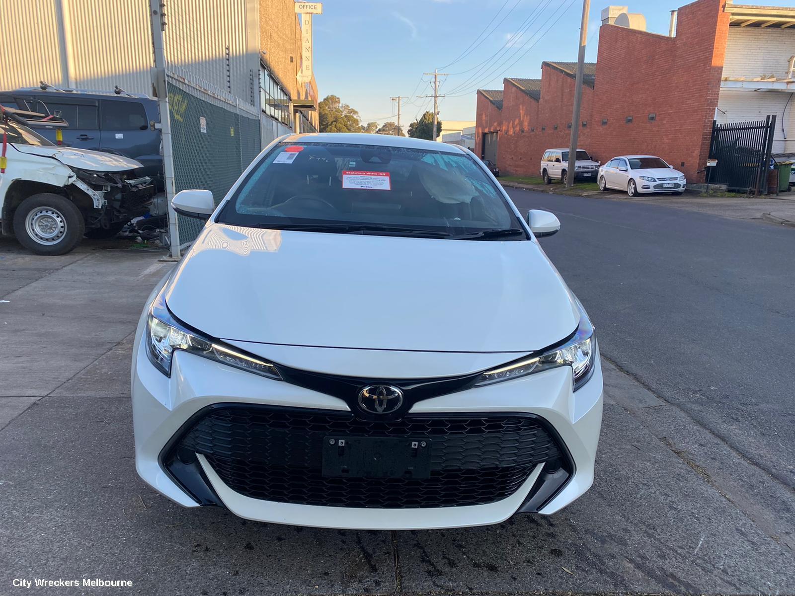 TOYOTA COROLLA 2019 Parcel Shelf