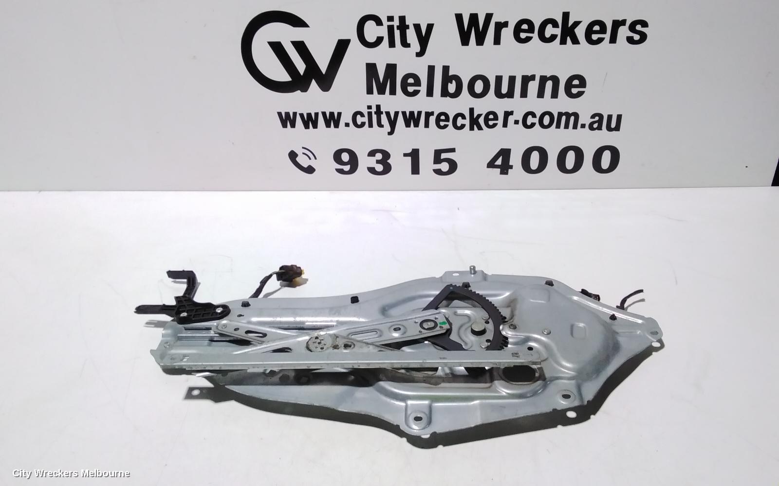 KIA CERATO 2012 Right Front Window Reg/Motor