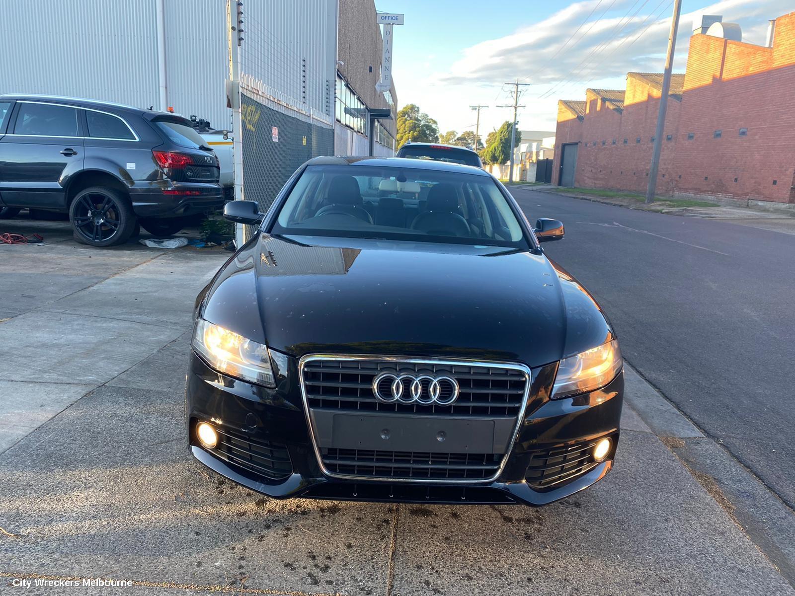 AUDI A4 2011 Radio/Cd/Dvd/Sat/Tv