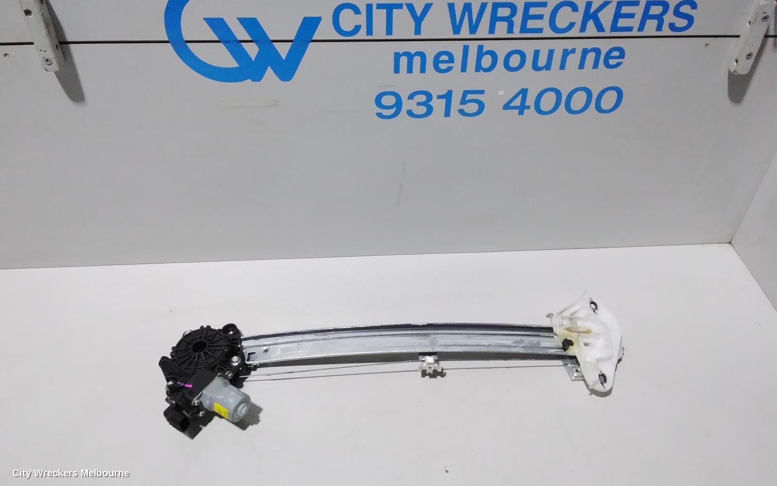 HONDA CIVIC 2017 Right Front Window Reg/Motor