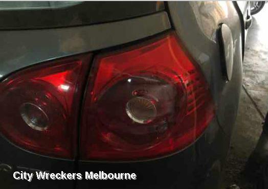 VOLKSWAGEN GOLF 2008 Right Taillight