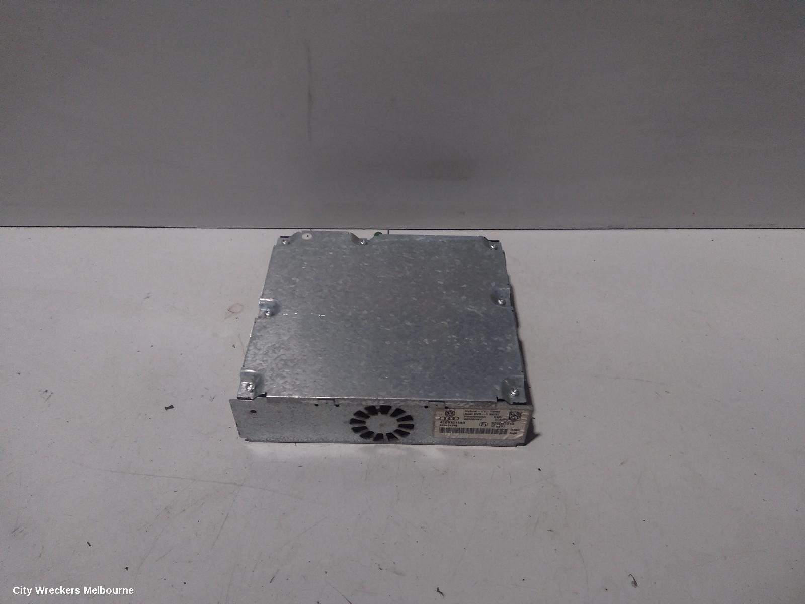 AUDI Q7 2007 Radio/Cd/Dvd/Sat/Tv