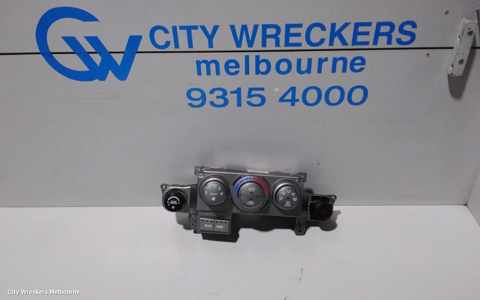 HYUNDAI ILOAD/IMAX 2013 Heater/Ac Controls