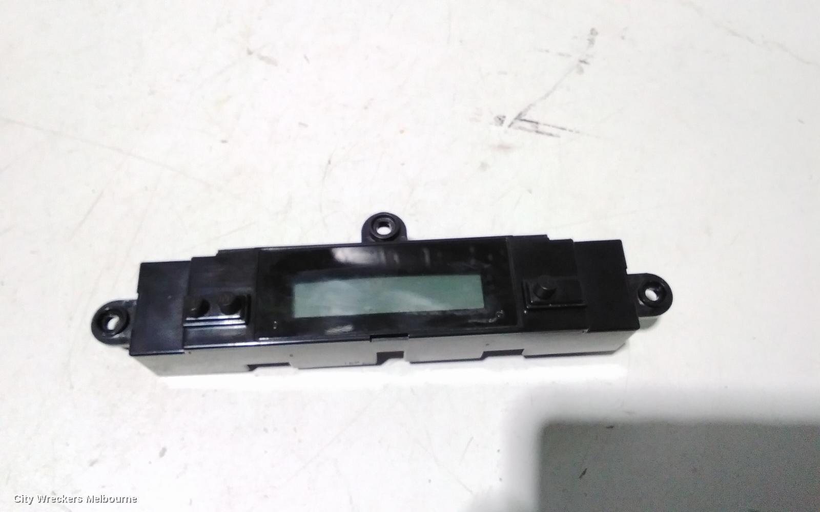 HYUNDAI ILOAD/IMAX 2013 Clock