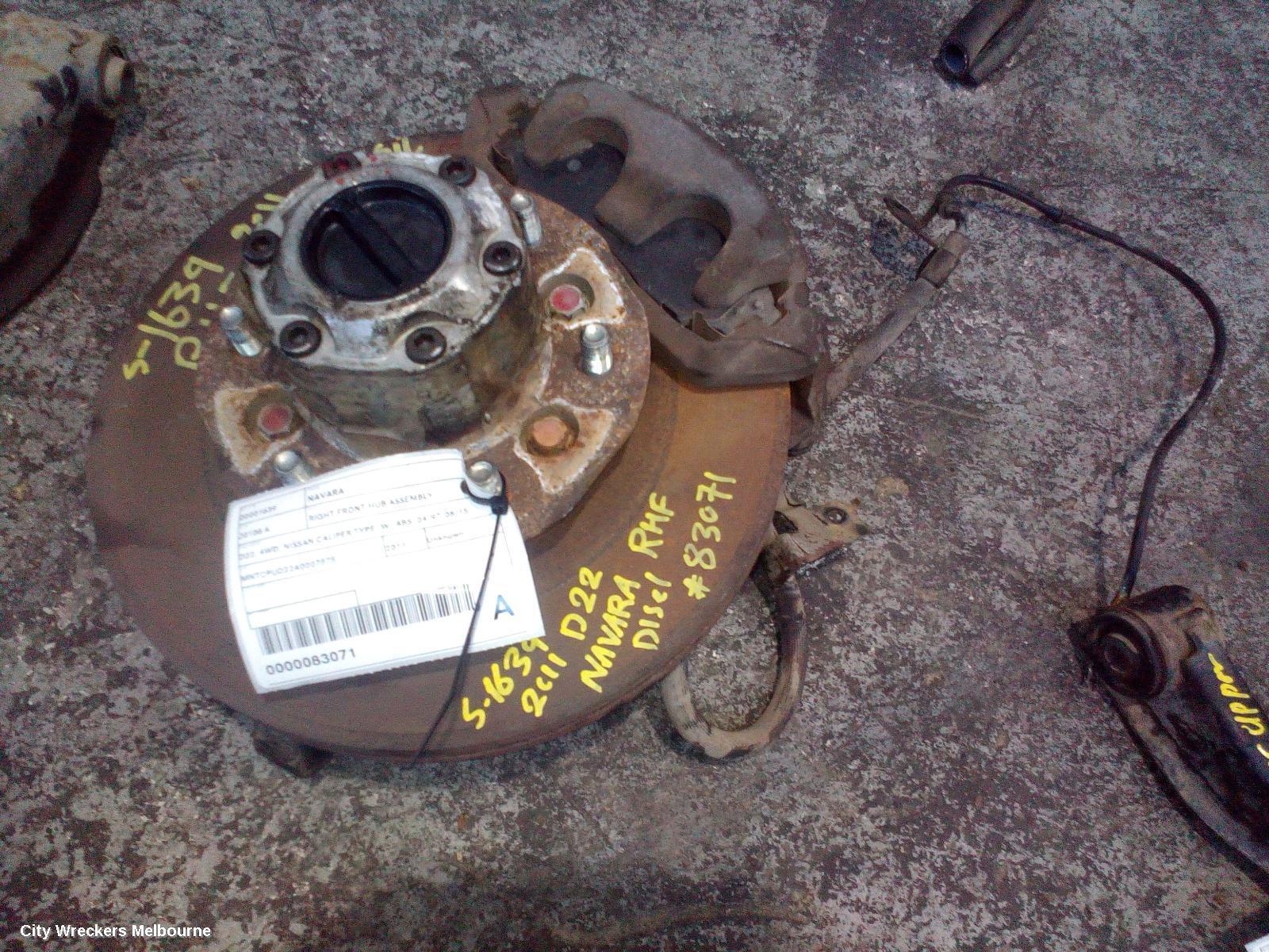 NISSAN NAVARA 2011 Right Front Hub Assembly