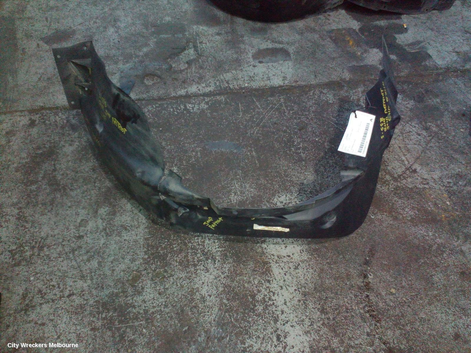 JEEP PATRIOT 2014 Left Guard Liner