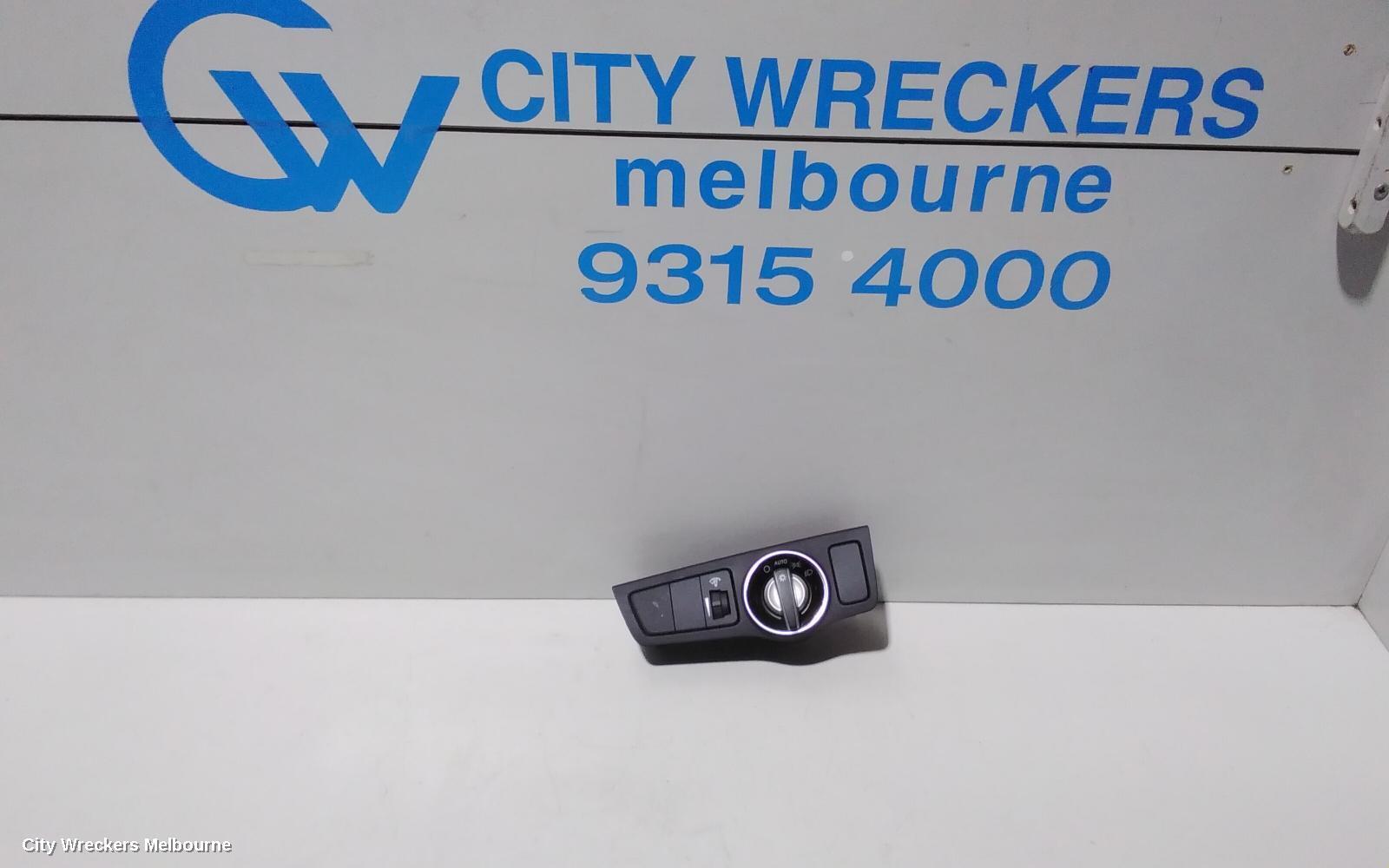 HYUNDAI I40 2015 Combination Switch