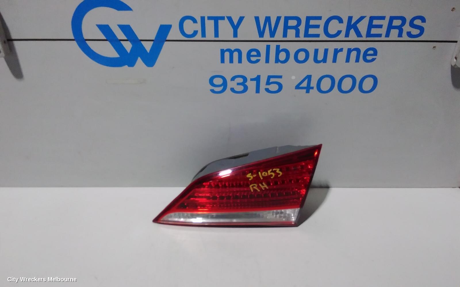 HYUNDAI I40 2015 Rear Garnish