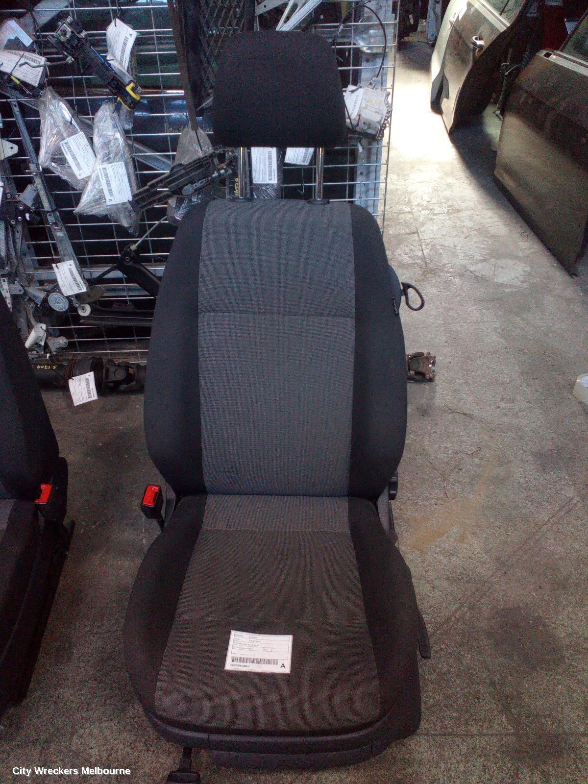 VOLKSWAGEN CADDY 2020 Front Seat