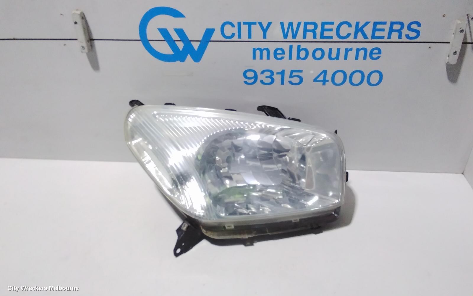 TOYOTA RAV4 2000 Right Headlamp