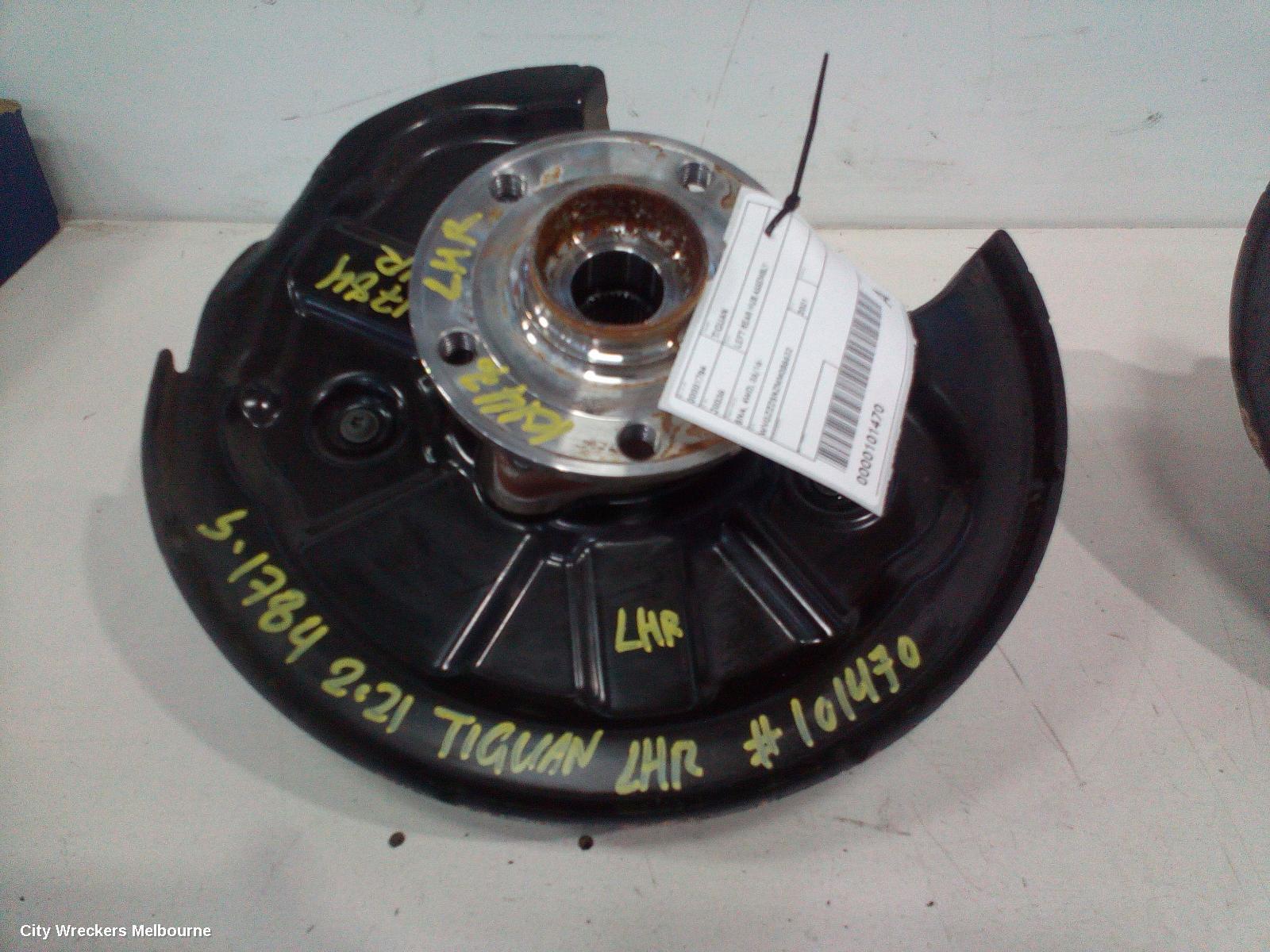 VOLKSWAGEN TIGUAN 2021 Left Rear Hub Assembly