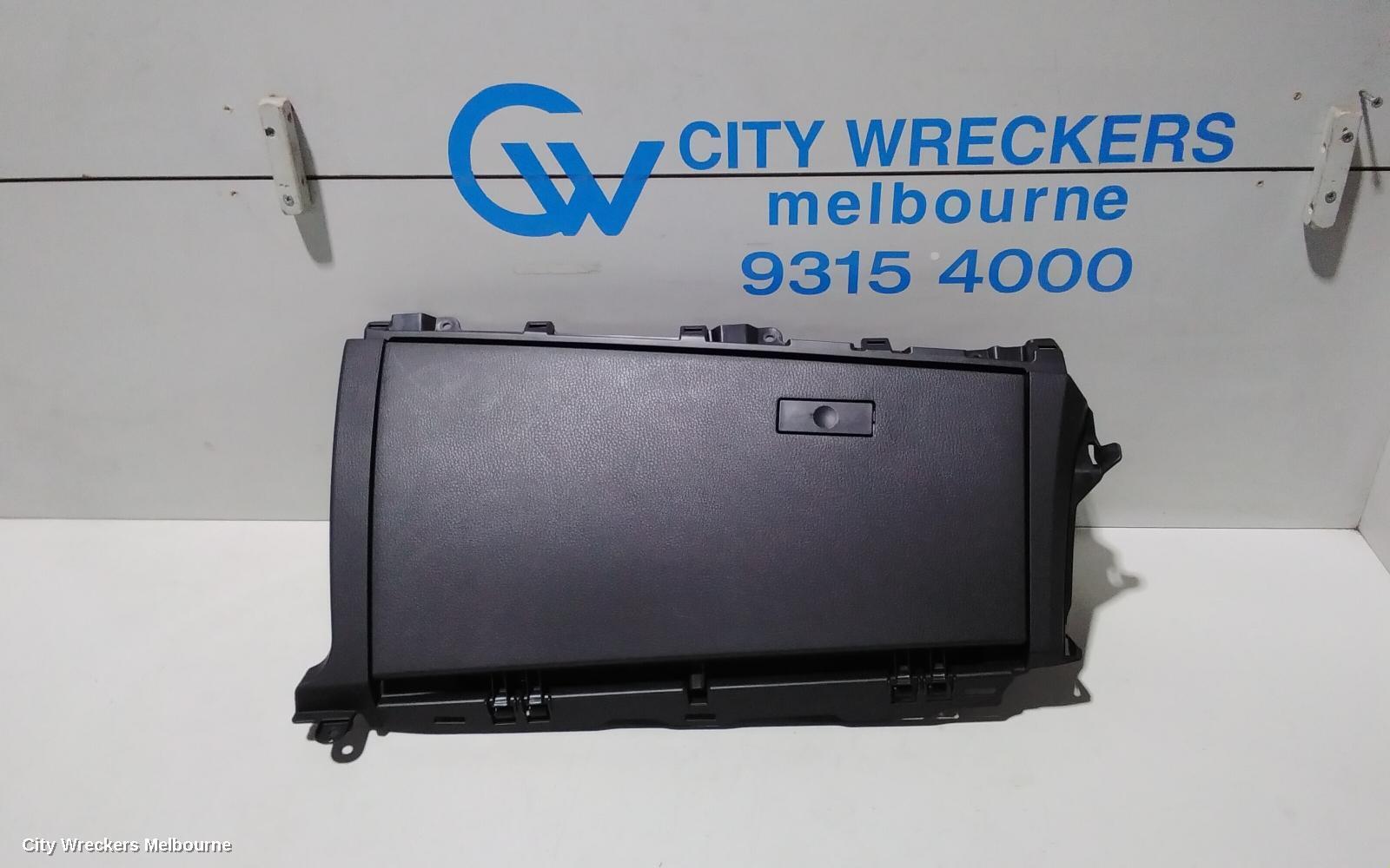 TOYOTA C-HR 2018 Glove Box