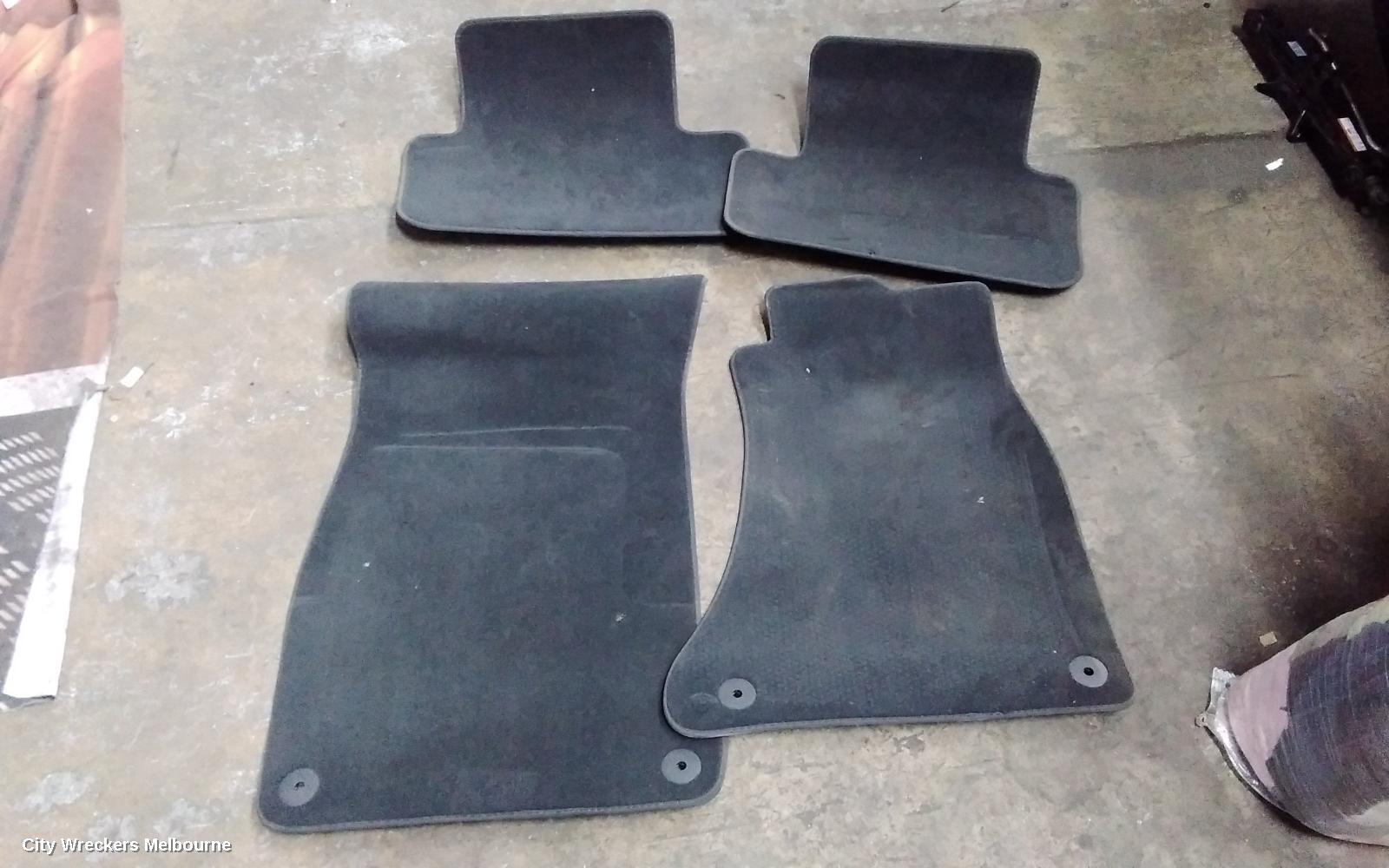AUDI A4 2013 Floor Mats