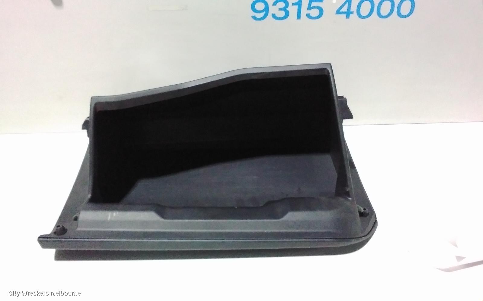 TOYOTA COROLLA 2017 Glove Box