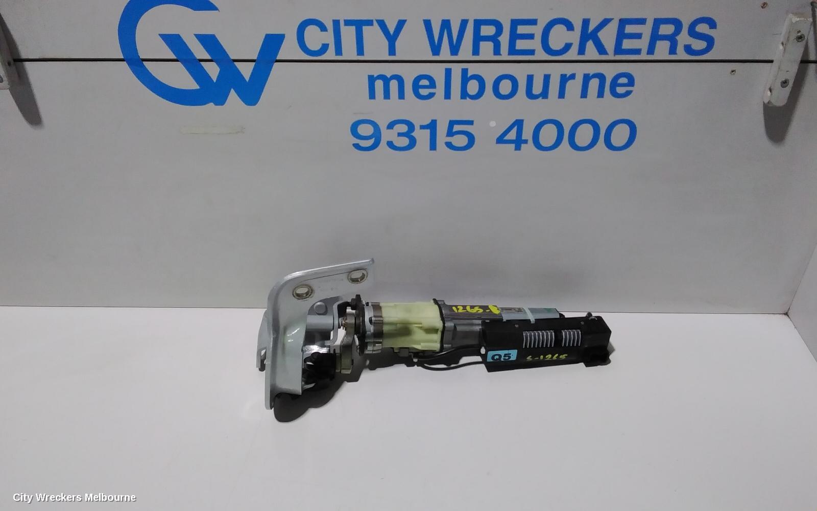 AUDI Q5 2012 Tailgate Regulator