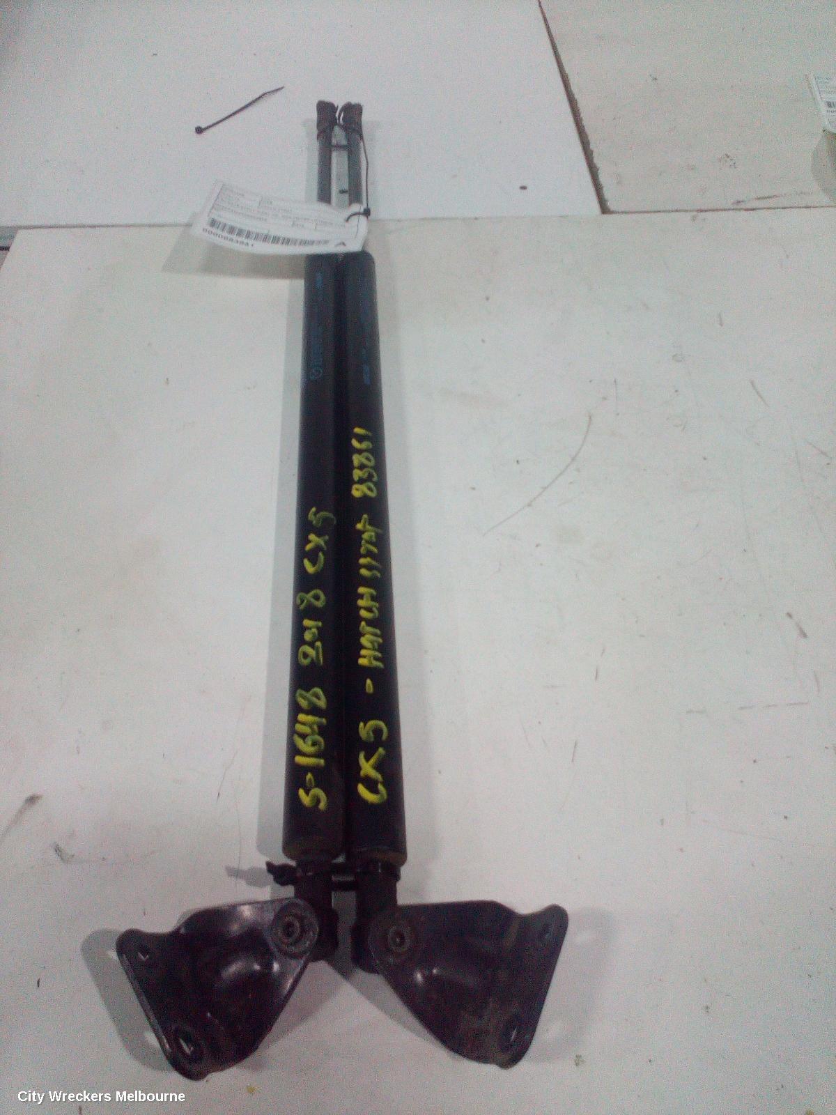 MAZDA CX5 2018 Hatch Strut