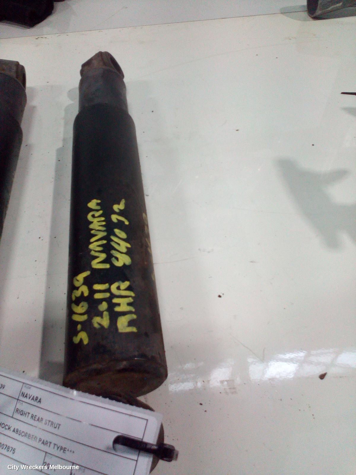 NISSAN NAVARA 2011 Right Rear Strut