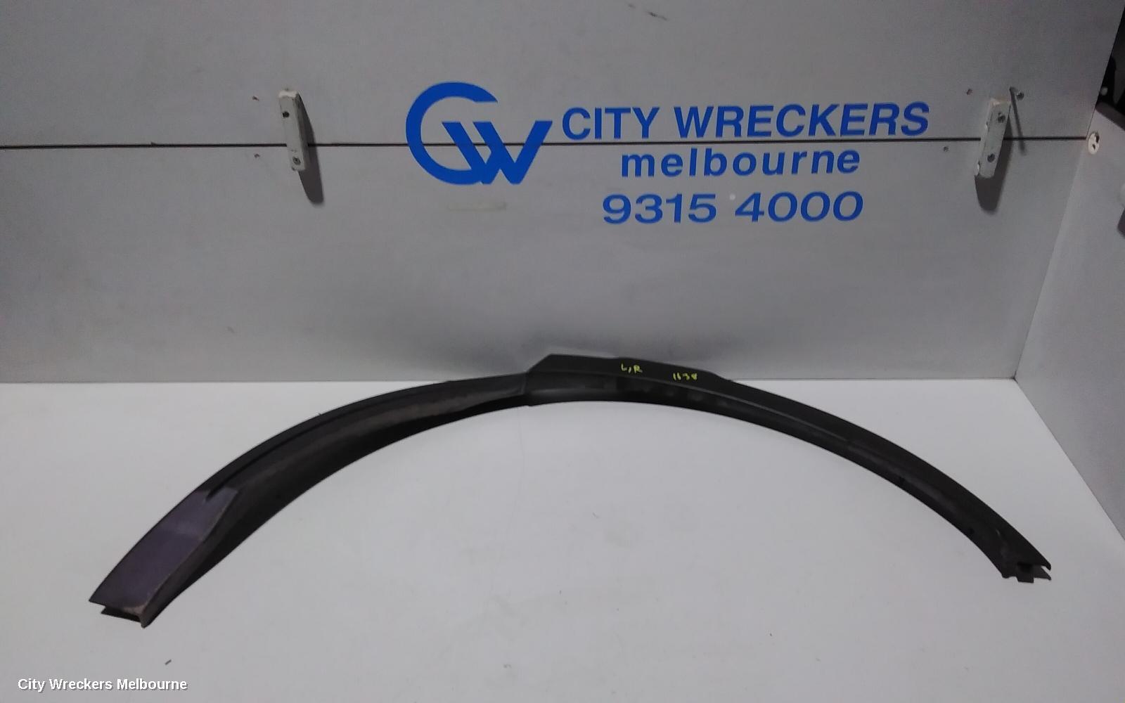 LAND ROVER RANGEROVER EVOQUE 2013 Wheel Arch Flare
