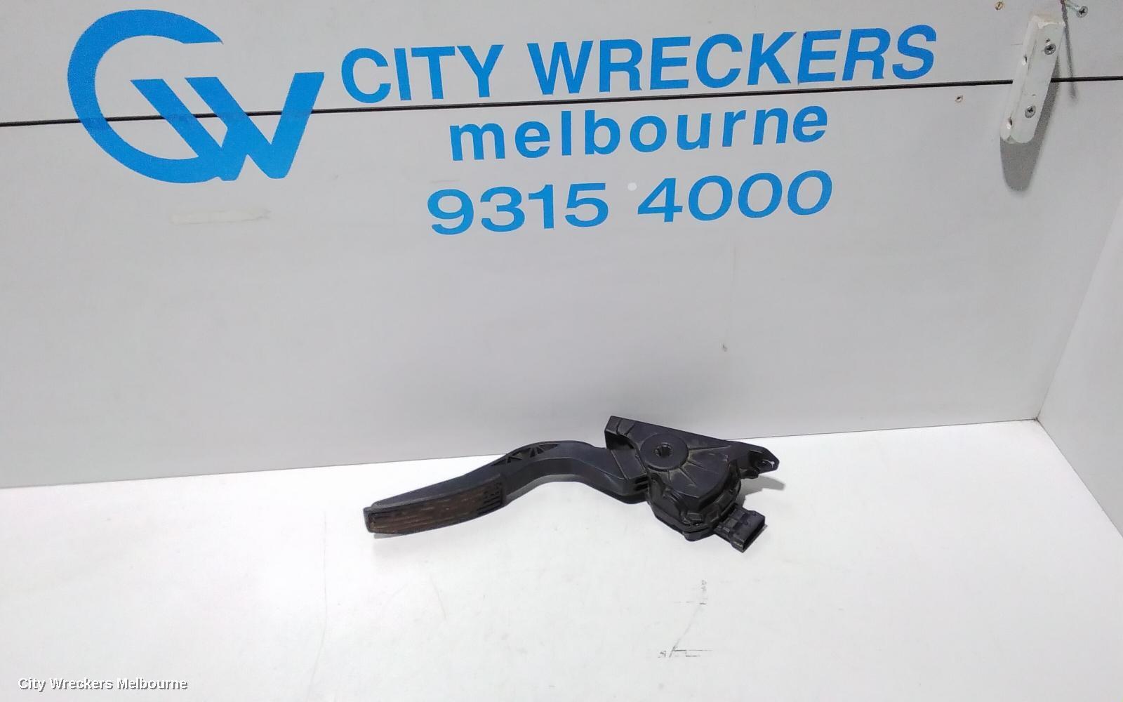 HOLDEN COLORADO 2017 Pedal Assembly