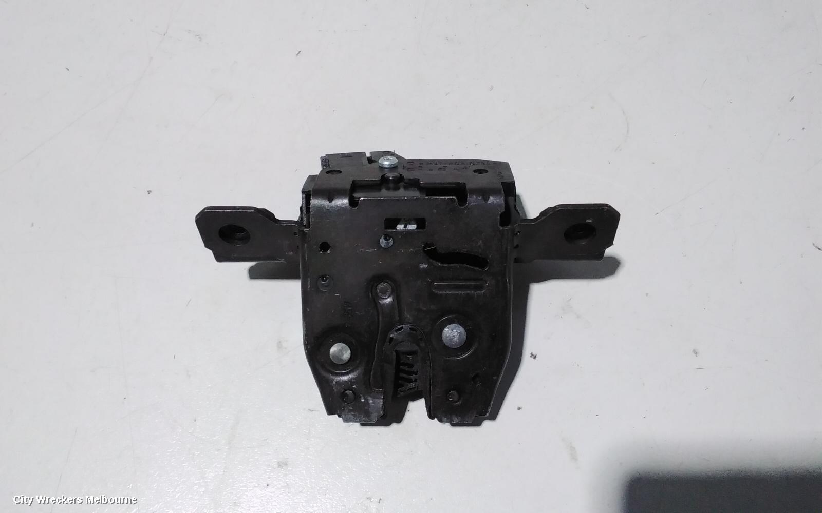 HOLDEN EQUINOX 2017 Door/Boot/Gate Lock