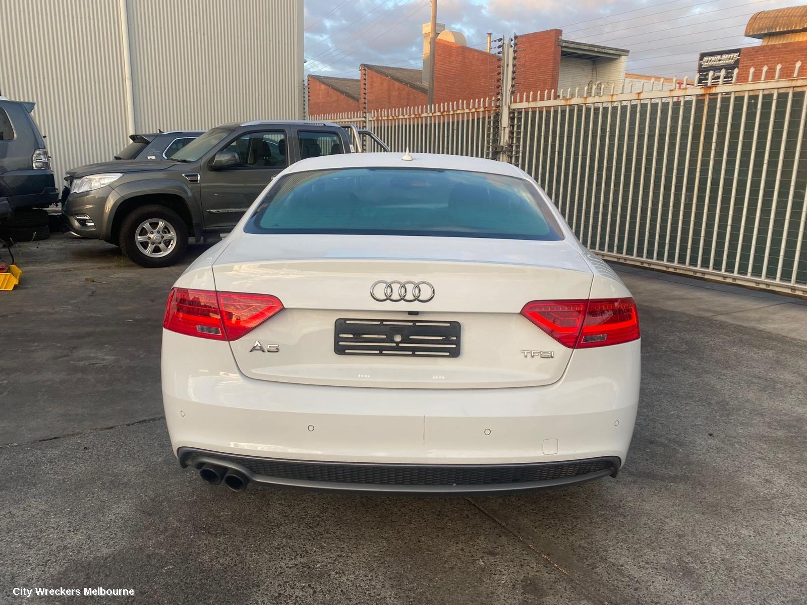 AUDI A5 2015 Left Front Door