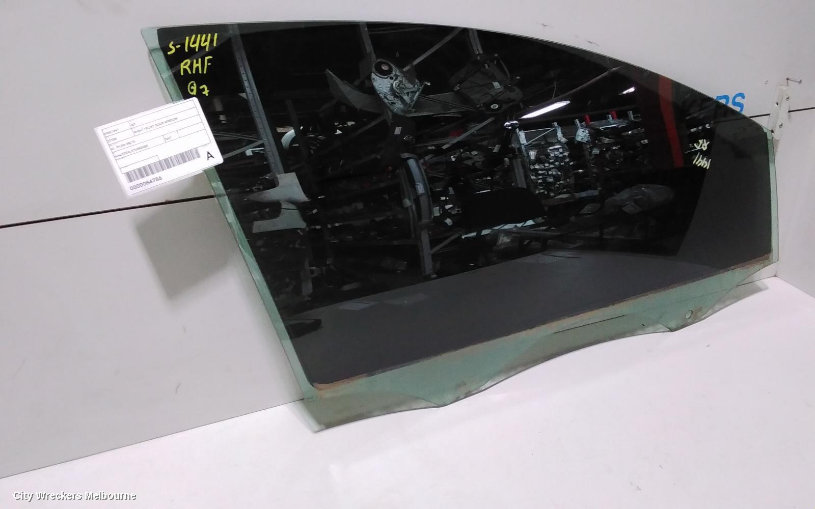 AUDI Q7 2007 Right Front Door Window