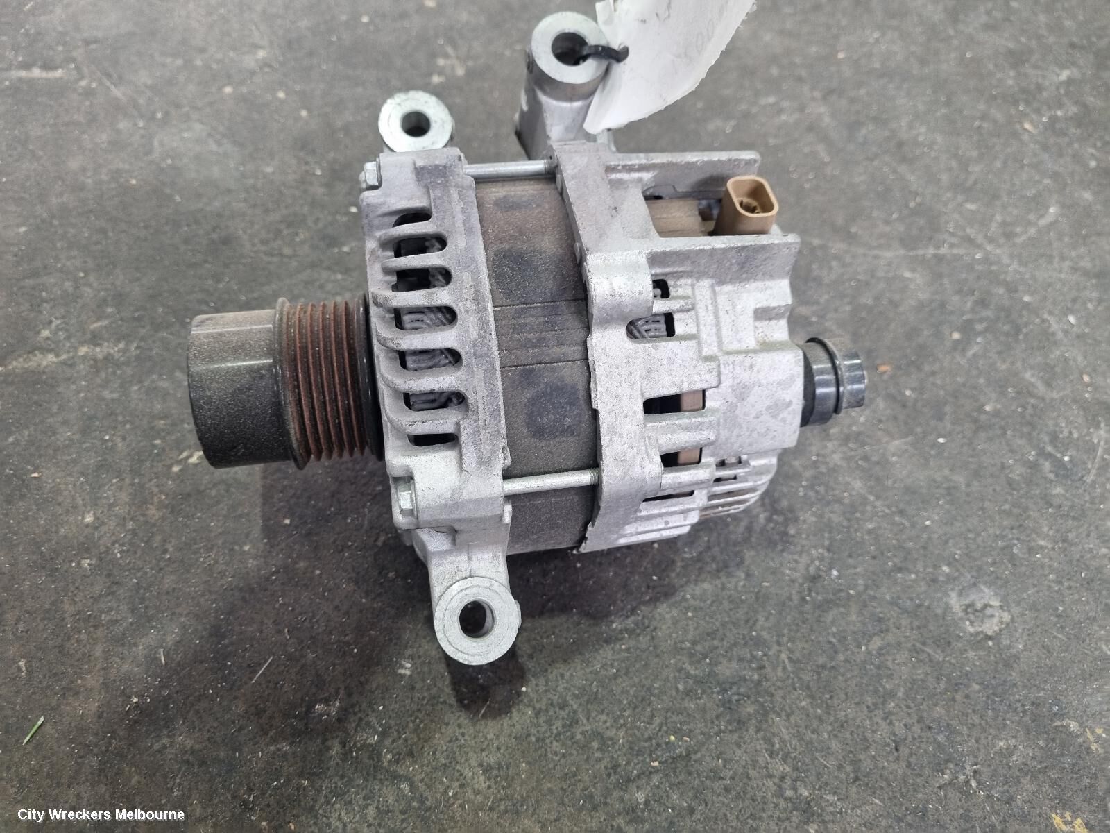 HOLDEN COMMODORE 2015 Alternator