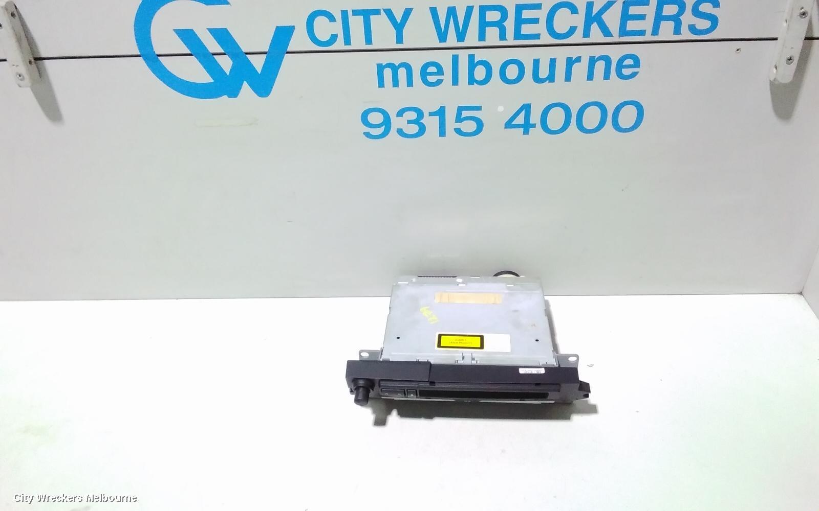 BMW 5 SERIES 2004 Radio/Cd/Dvd/Sat/Tv