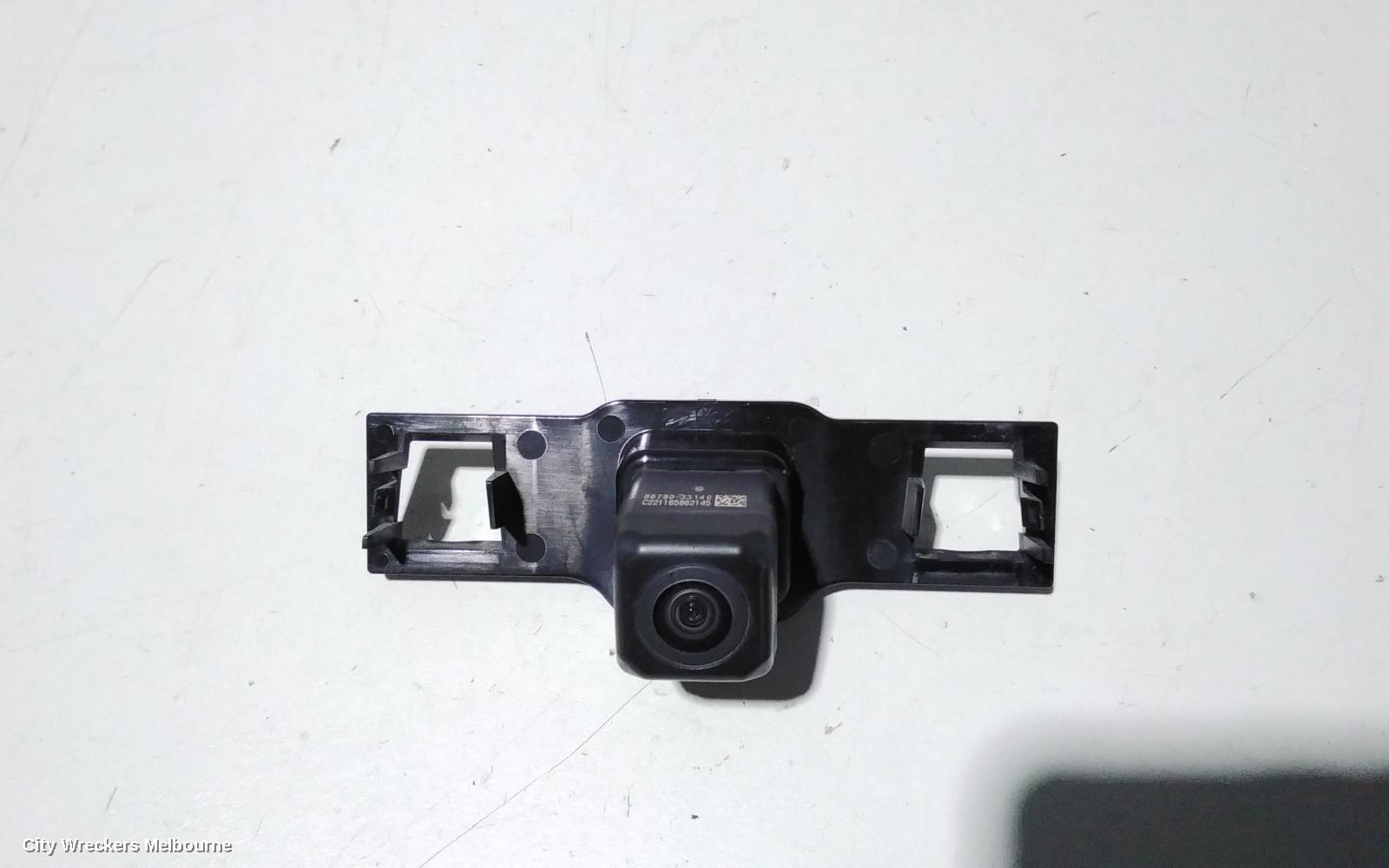 TOYOTA CAMRY 2016 REVERSE_CAMERA