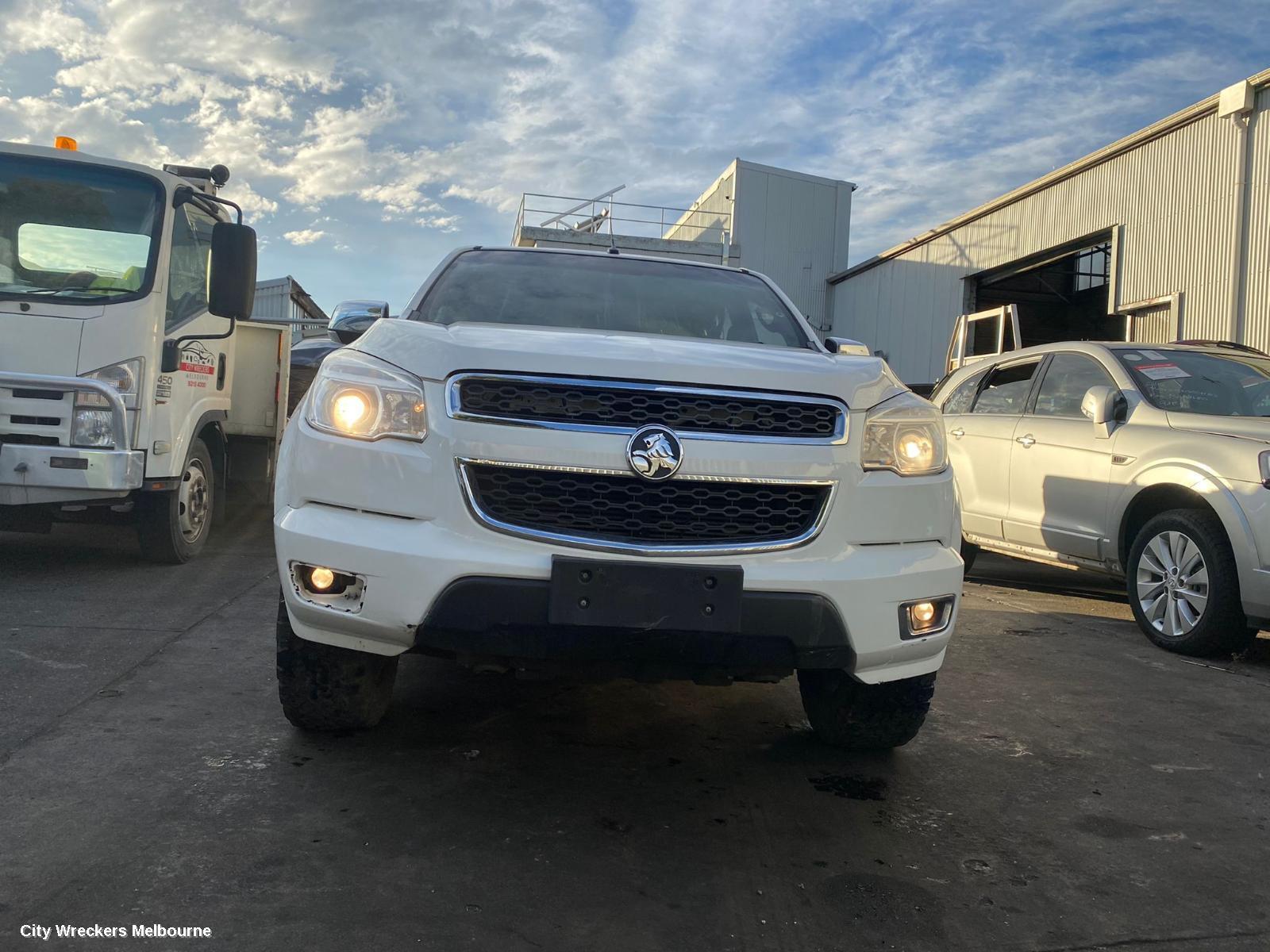 HOLDEN COLORADO 2015 Overflow Bottle
