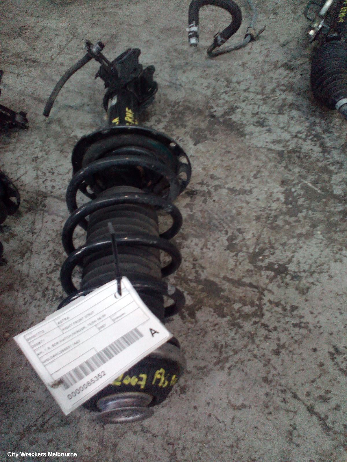 HOLDEN ASTRA 2007 Right Front Strut