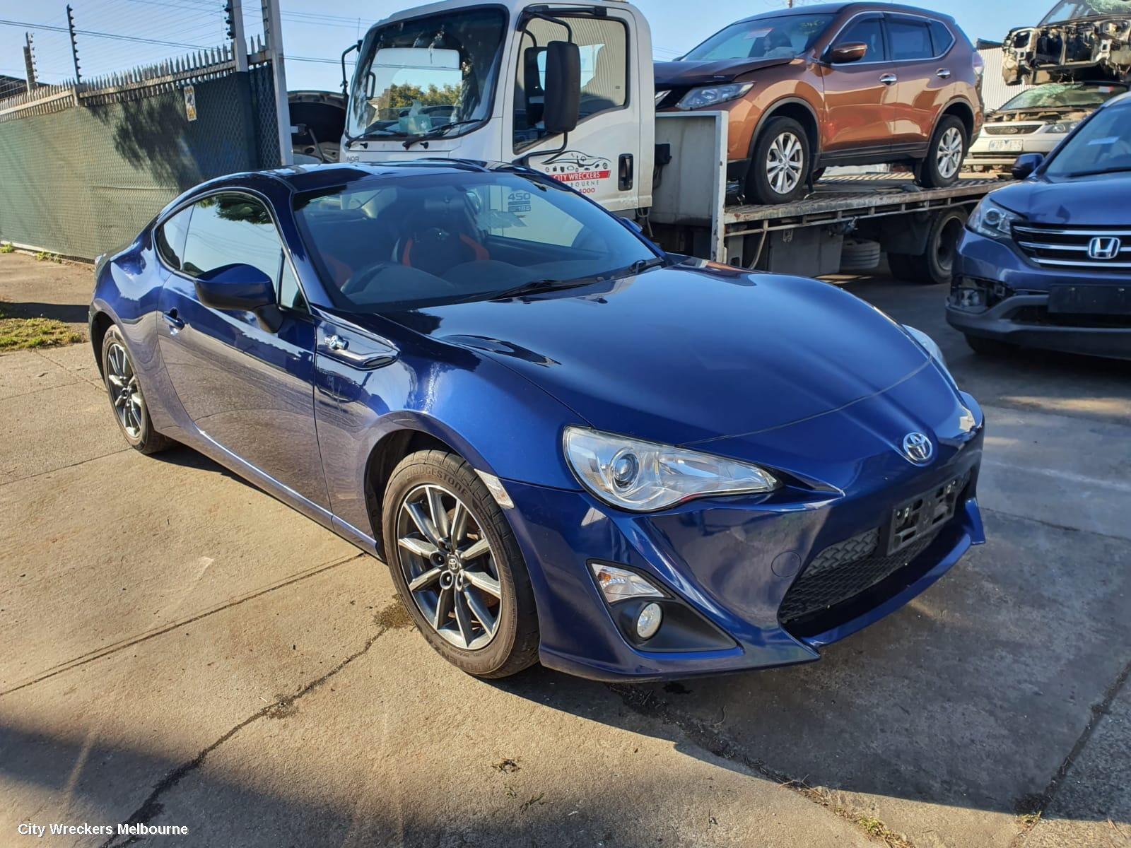 TOYOTA 86 2013 Right Rear Trailing Arm