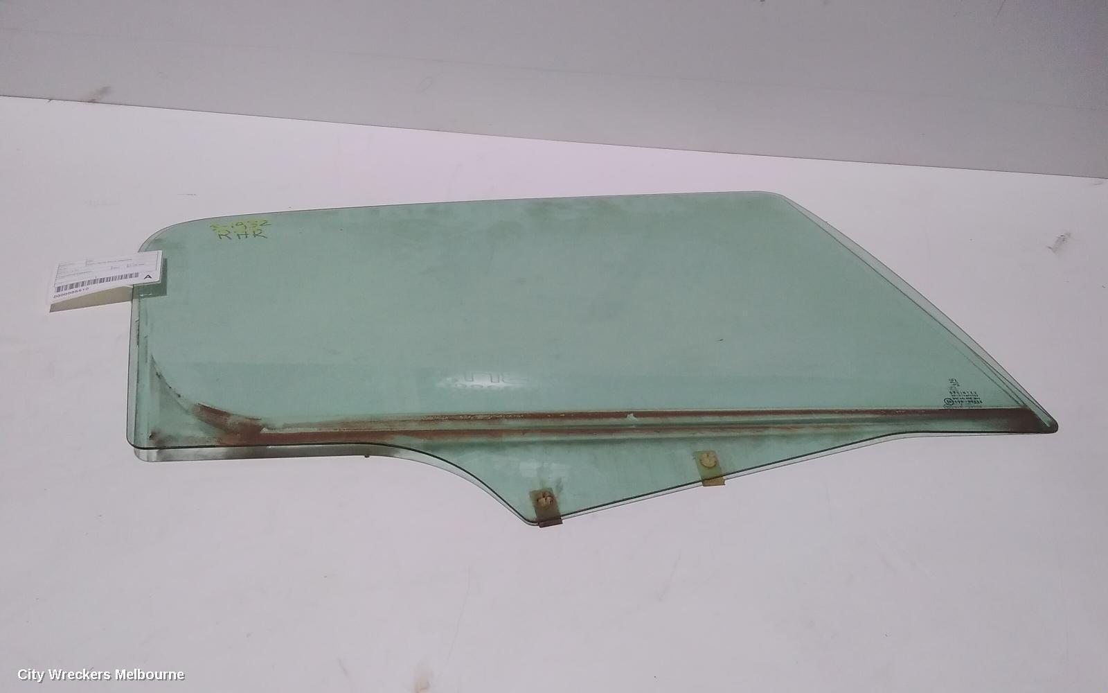 PEUGEOT 307 2003 Right Rear Door Window