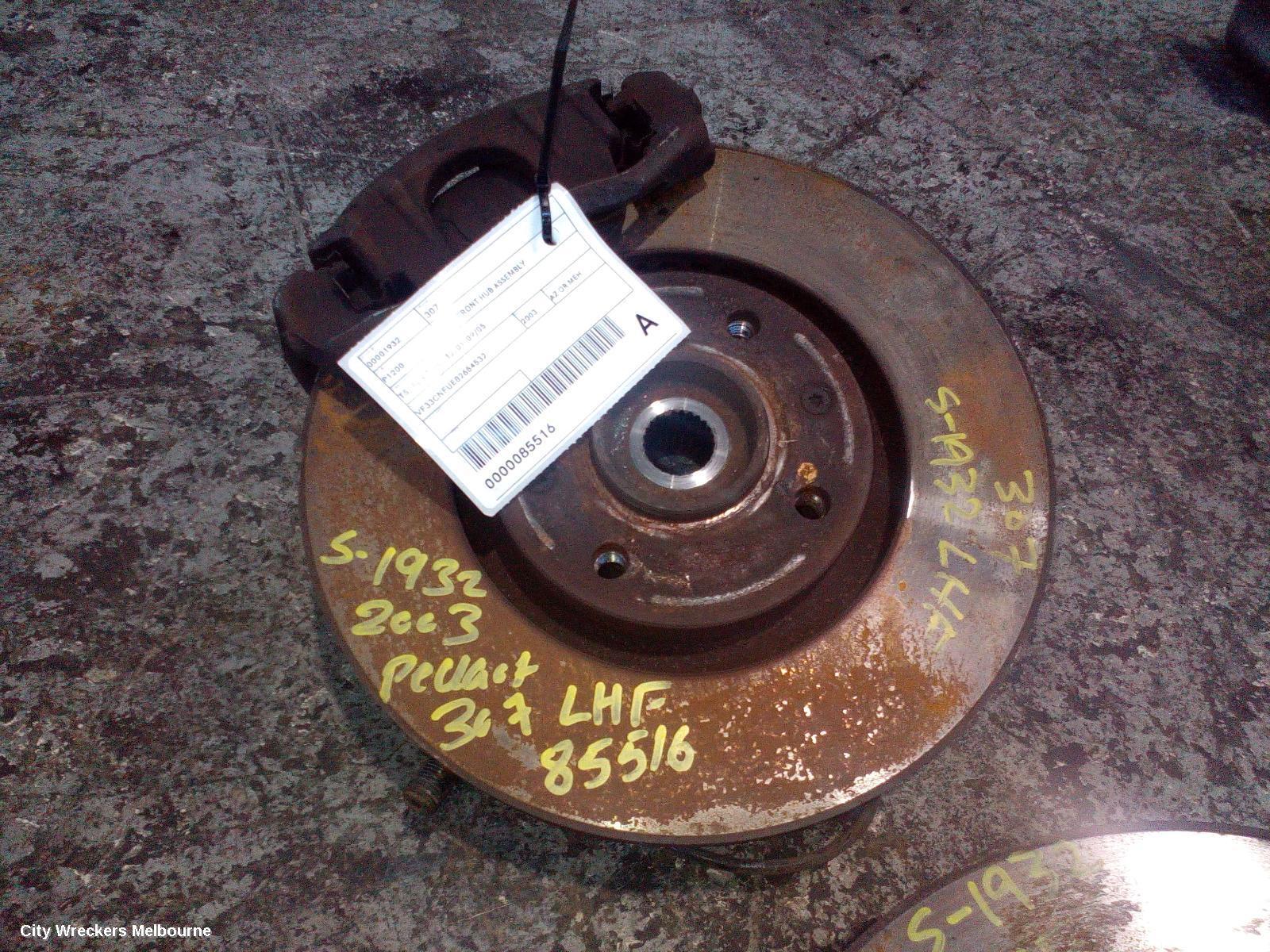 PEUGEOT 307 2003 Left Front Hub Assembly
