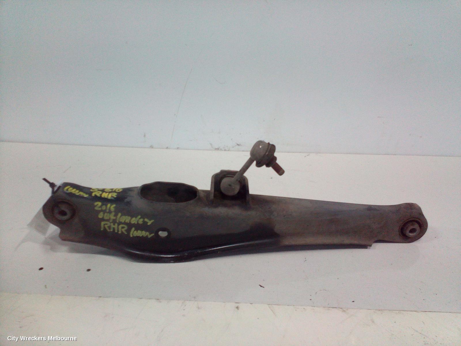 MITSUBISHI OUTLANDER 2016 Right Rear Trailing Arm