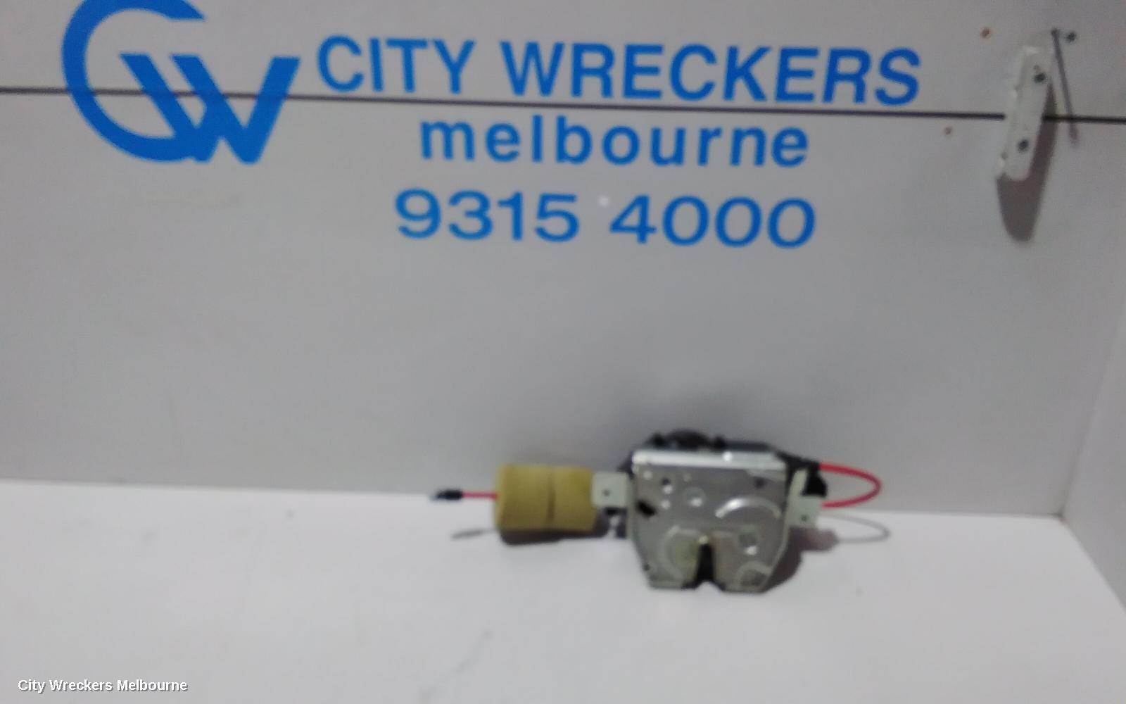 MERCEDES M CLASS 2009 Door/Boot/Gate Lock