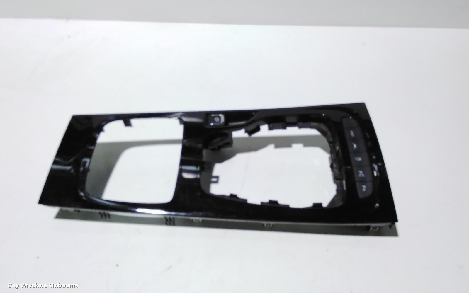 HOLDEN COMMODORE 2019 Gear Stick/Shifter