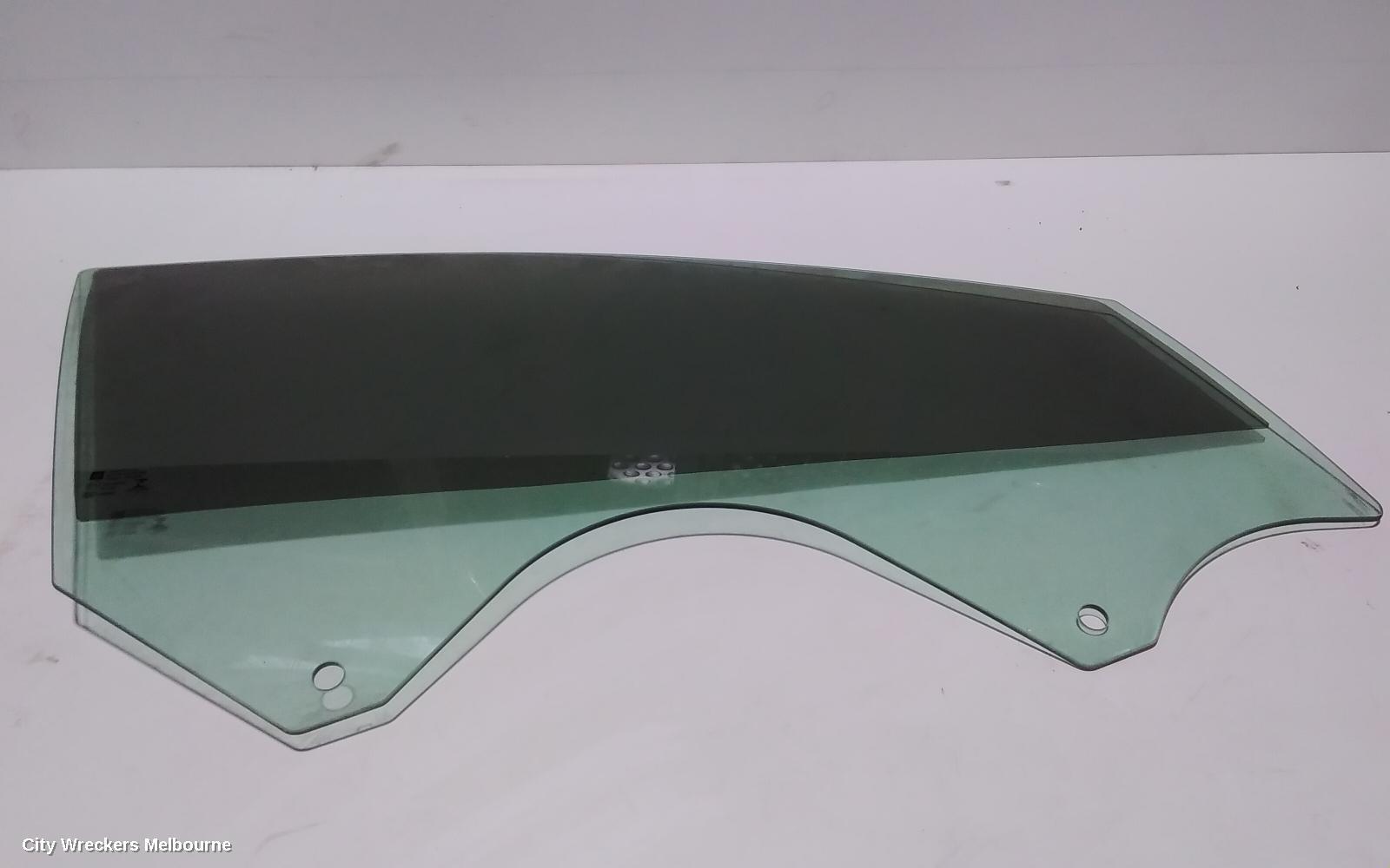 HOLDEN COMMODORE 2019 Right Front Door Window