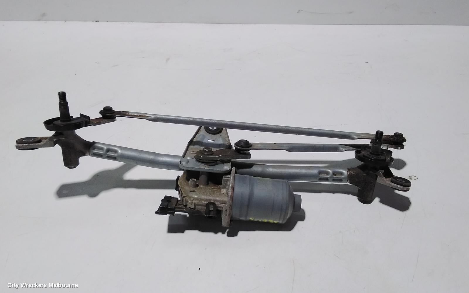 HYUNDAI SANTA FE 2018 Wiper Motor