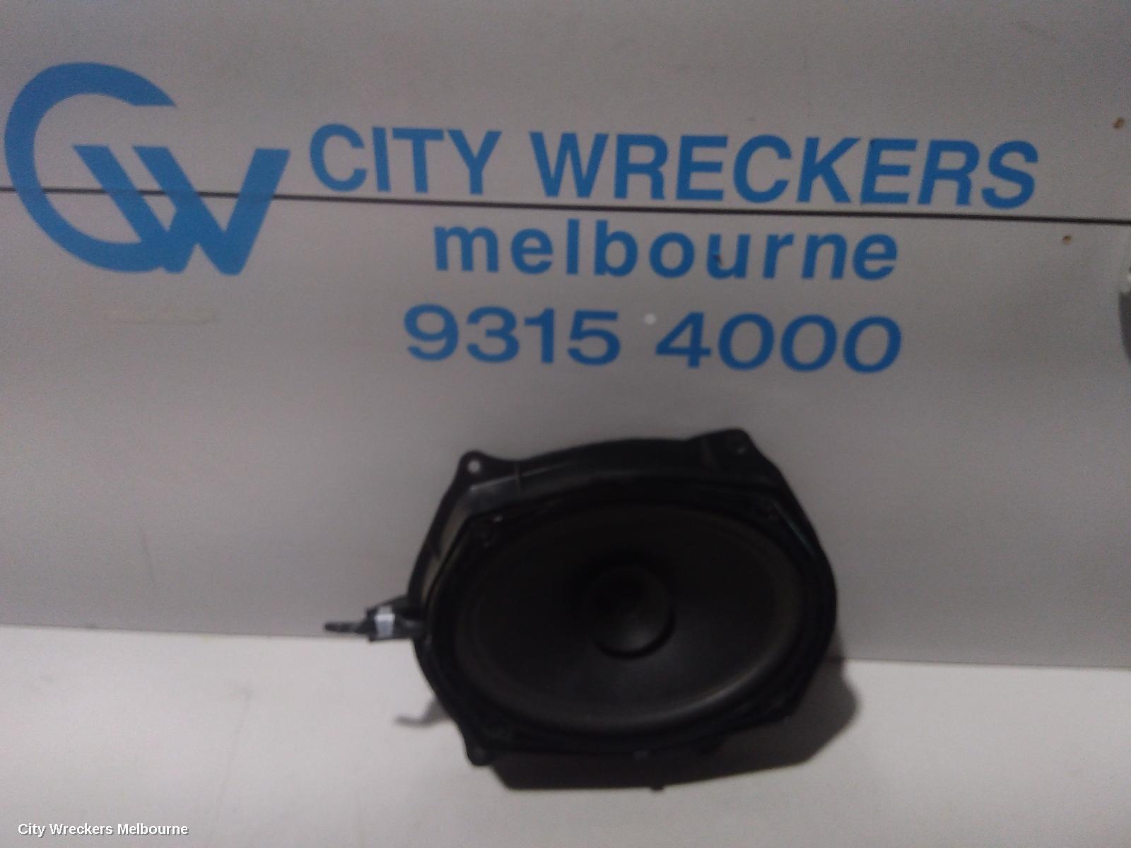 NISSAN PATHFINDER 2016 SPEAKER