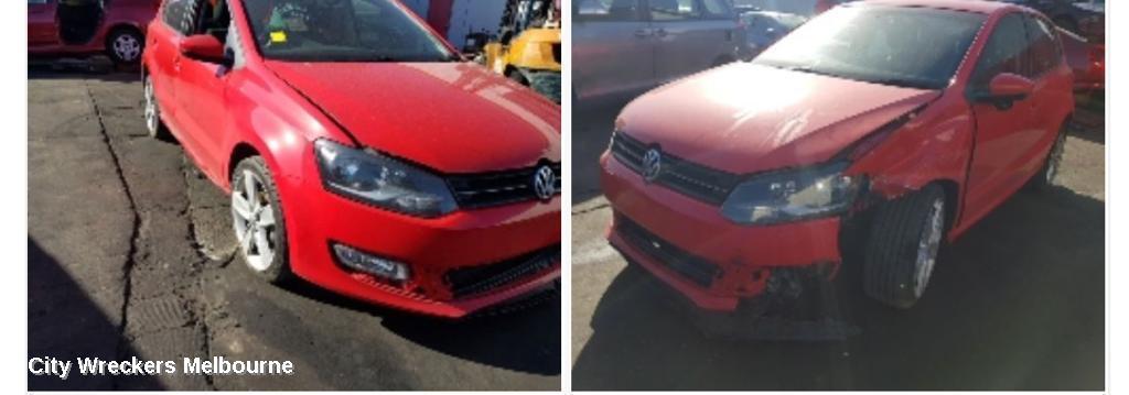VOLKSWAGEN POLO 2010 Fan