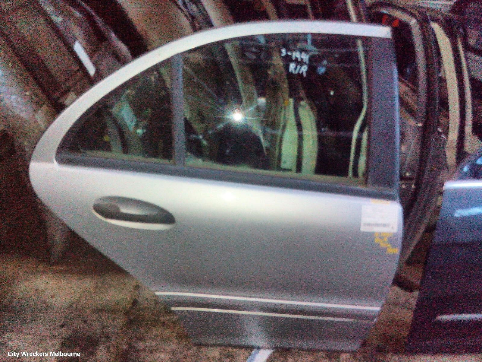 MERCEDES C CLASS 2005 RIGHT_REAR_DOOR_SLIDING