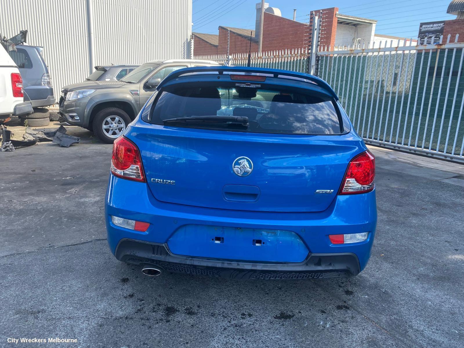 HOLDEN CRUZE 2014 Left Rear Door/Sliding