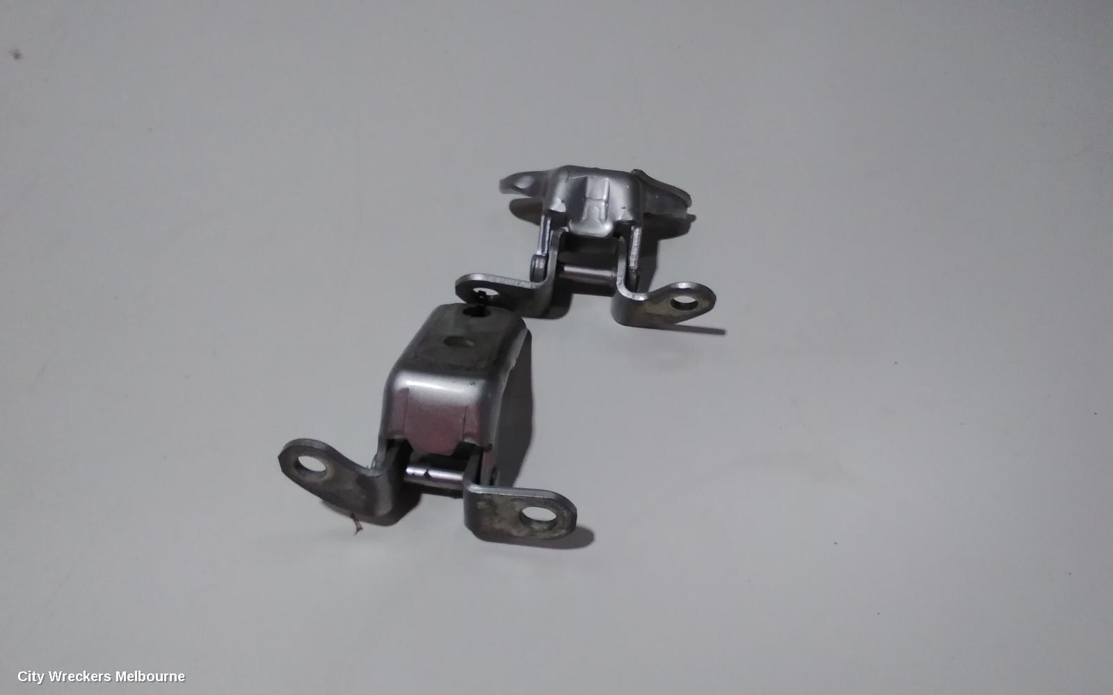 TOYOTA COROLLA 2015 Door Hinge/Runner