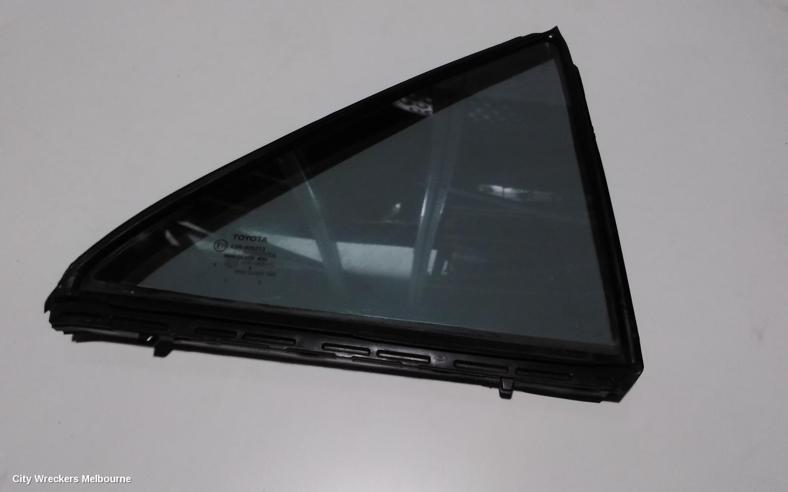 TOYOTA CAMRY 2016 Right Rear 1/4 Door Glass